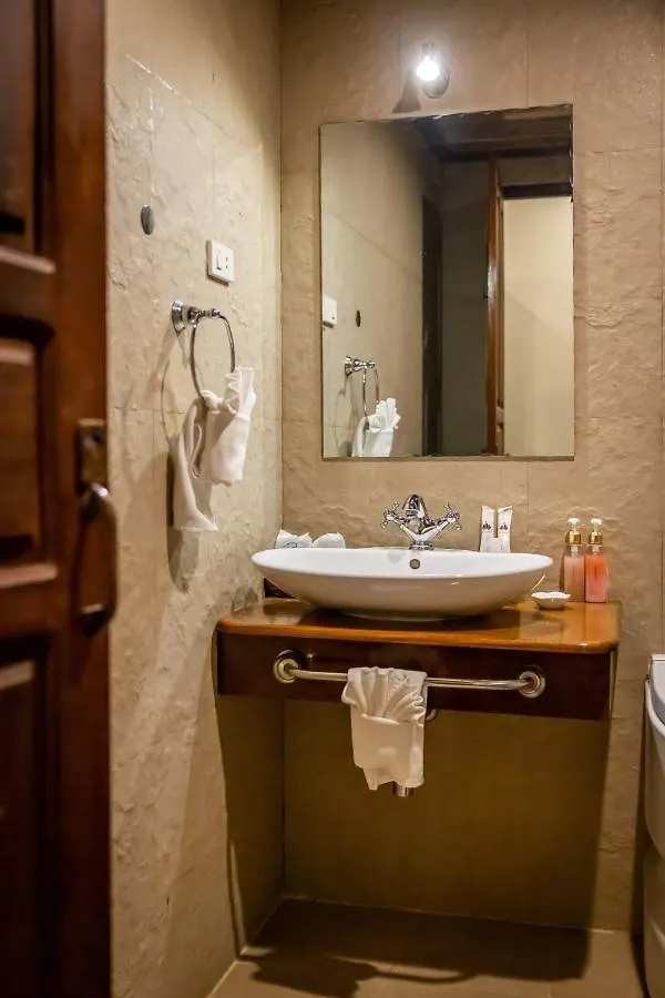 Sada Hotel Luang Prabang 4*,